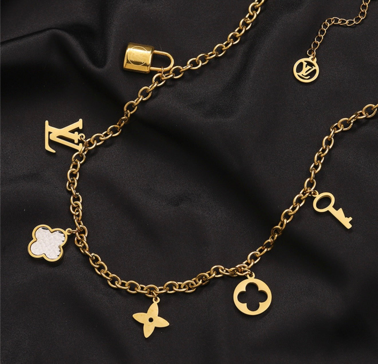 Charms necklace